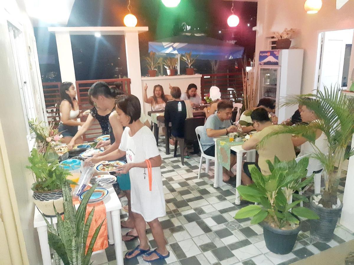 Sandstorm Lodge And Cafe Puerto Galera Dış mekan fotoğraf