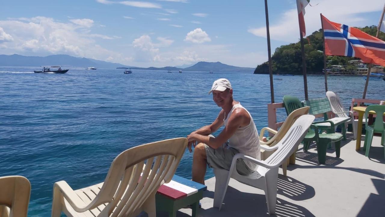 Sandstorm Lodge And Cafe Puerto Galera Dış mekan fotoğraf