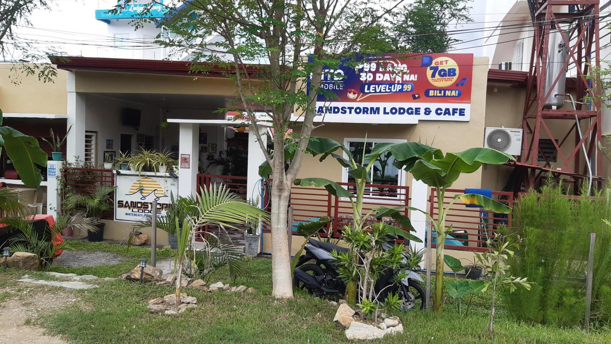 Sandstorm Lodge And Cafe Puerto Galera Dış mekan fotoğraf